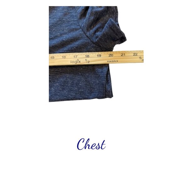 Liz Claiborne Tee Women's Size Large Navy V-Neck NWT - Picture 5 of 6